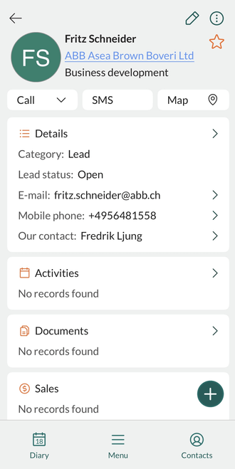 In the contact screen you will see the field for Lead status -app-screen